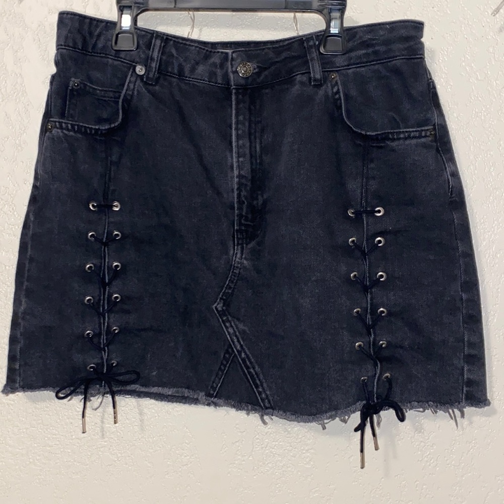 Top shop mini skirt